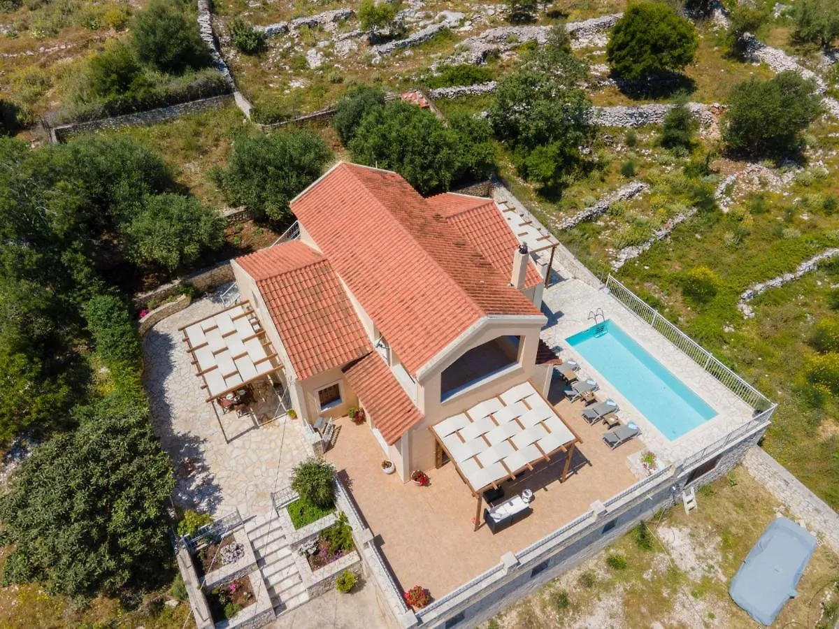 Guiscardos Luxury Villa 피스카던