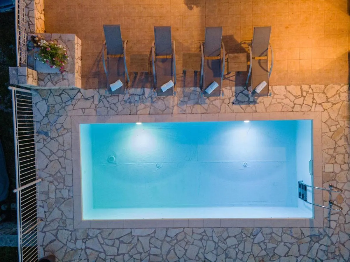 Guiscardos Luxury Villa Fiskardo